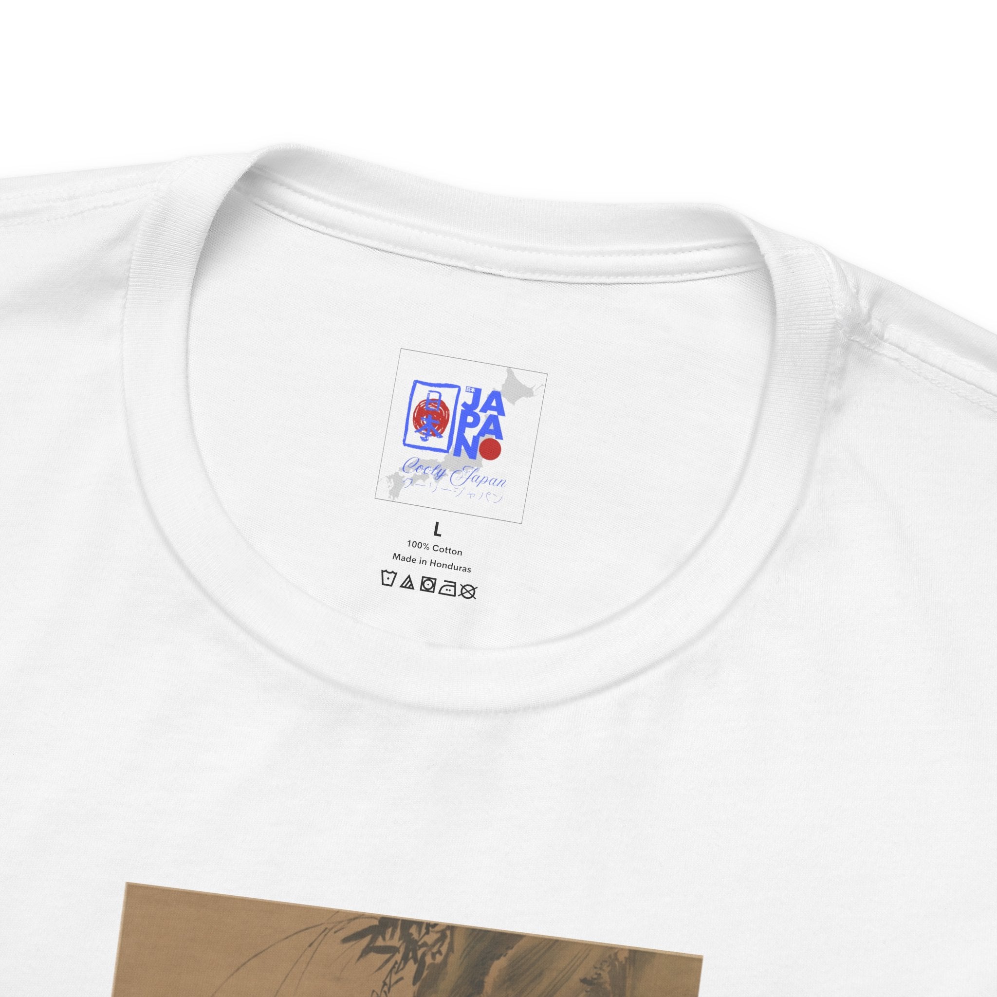 Kawanabe Kyōsai "White Eagle Eyeing a Mountain Lion" | Meiji-era Japanese Art Tee (Light)