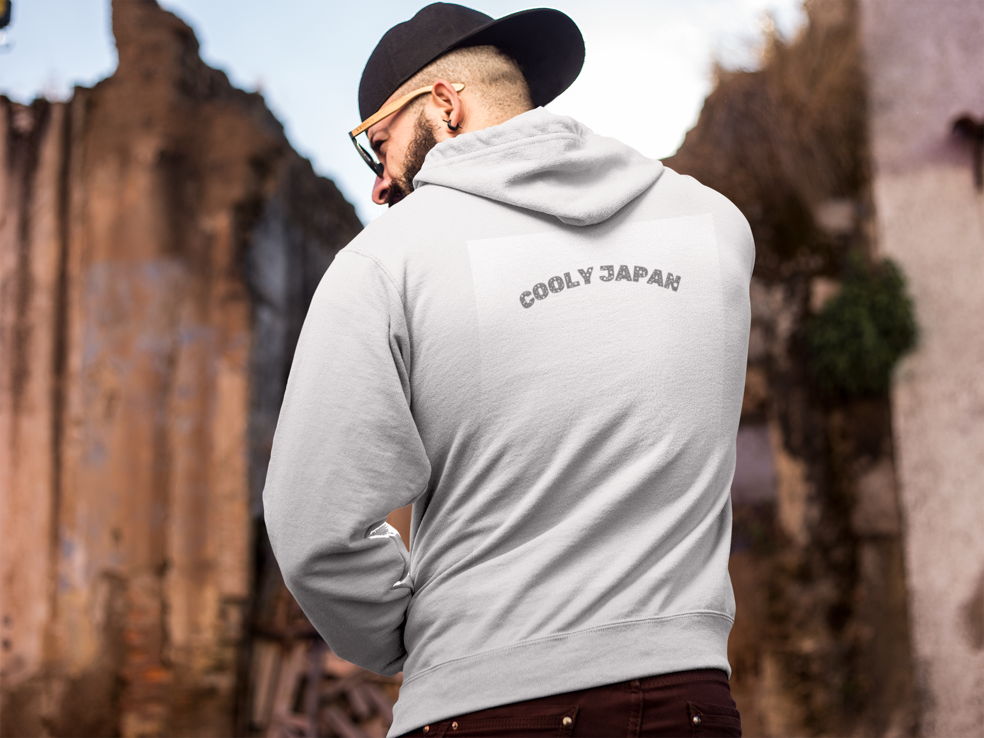 Signature Hoodie — Cooly Japan
